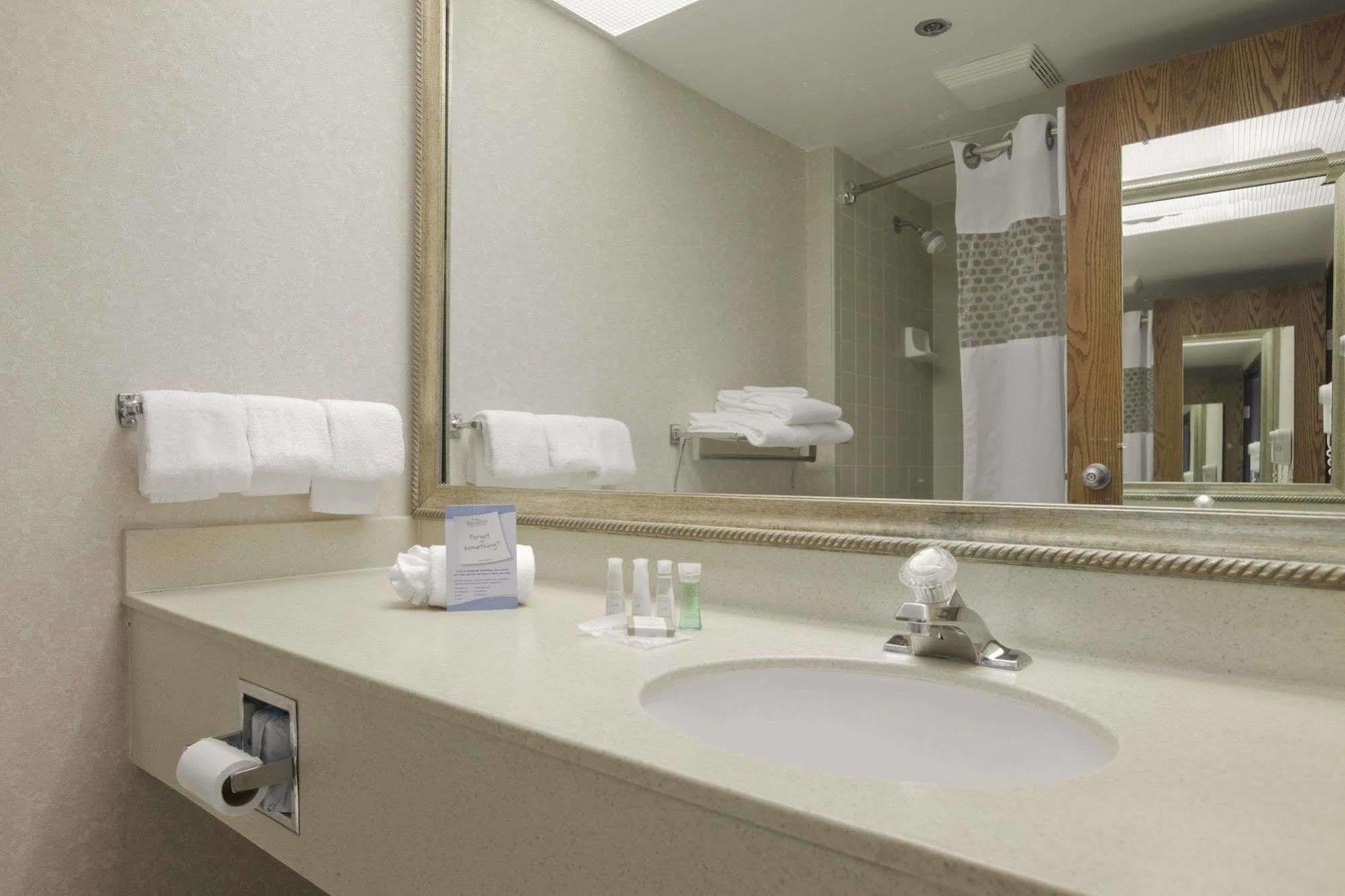Best Western Warren Hotel المظهر الخارجي الصورة